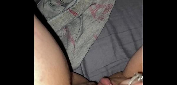  Late night pussy play